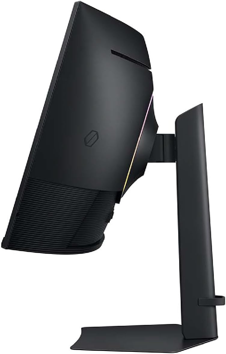 Samsung 40' Odyssey G7 (G75F) WUHD Resolution, 180Hz, Curved Gaming Monitor, 1ms Response Time (GtG), VESA DisplayHDR™ 600, AMD FreeSync™ Premium Pro, LS40FG75DENXZA, 2025