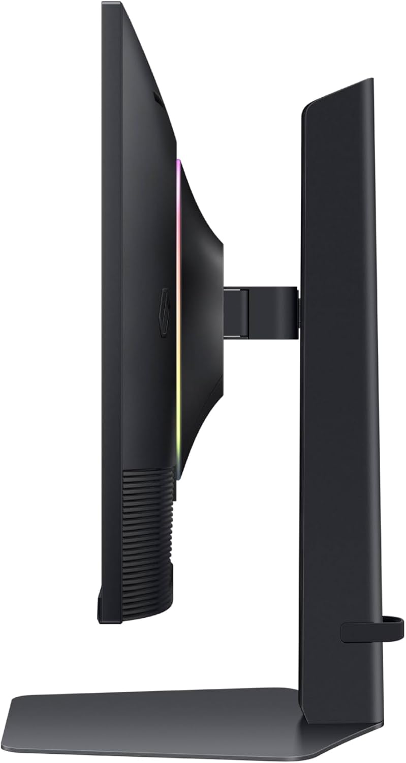 Samsung 27' Odyssey G7 (G70D) 4K UHD IPS 144Hz 1ms(GtG) Smart Gaming Monitor, G-Sync Compatible, AMD Freesync Premium, Vivid Colors, Adjustable Stand, Black Equalizer, LS27DG702ENXZA