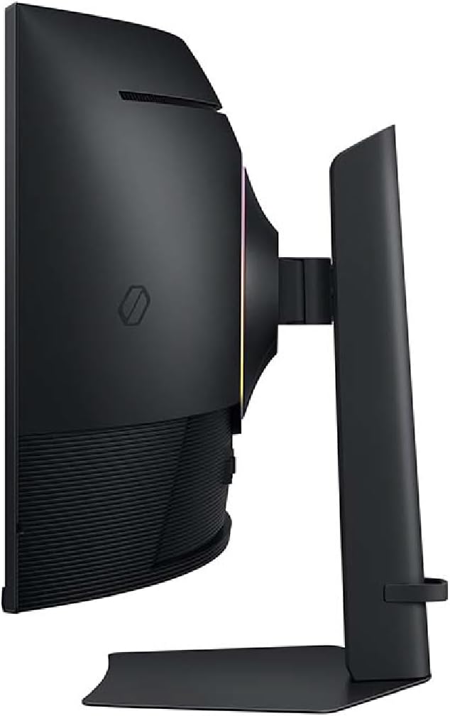 Samsung 40' Odyssey G7 (G75F) WUHD Resolution, 180Hz, Curved Gaming Monitor, 1ms Response Time (GtG), VESA DisplayHDR™ 600, AMD FreeSync™ Premium Pro, LS40FG75DENXZA, 2025