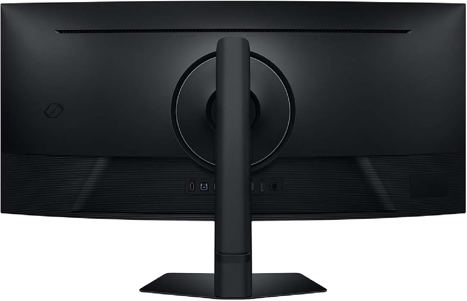 Samsung 40' Odyssey G7 (G75F) WUHD Resolution, 180Hz, Curved Gaming Monitor, 1ms Response Time (GtG), VESA DisplayHDR™ 600, AMD FreeSync™ Premium Pro, LS40FG75DENXZA, 2025