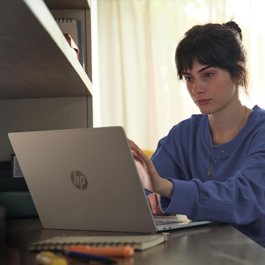 HP OmniBook 5 16 inch Next Gen AI PC, 2K Touchscreen, Snapdragon X Plus X1P-42-100, 16 GB RAM, 512 GB SSD, Qualcomm Adreno GPU, Windows 11 Home, Glacier Silver, 16-fb0000nr