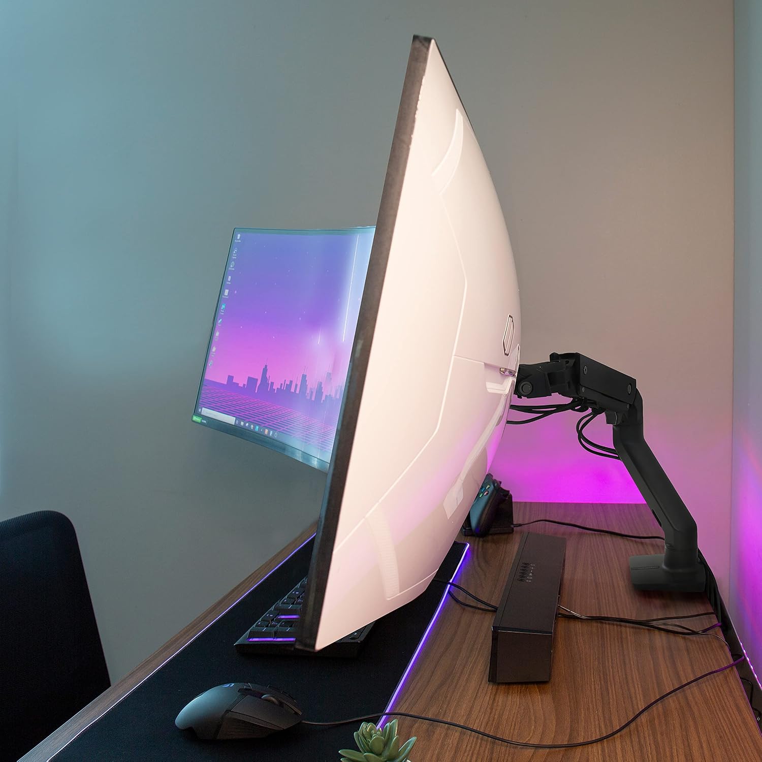 Ergotron – HX HD Premium Heavy Duty Gaming Monitor Arm, Single Monitor Desk Mount – for 1000R Curved Ultrawide Monitors Up to 49 Inches, 28 to 42 lbs, VESA 75x75mm or 100x100mm – HD Pivot, Matte Black