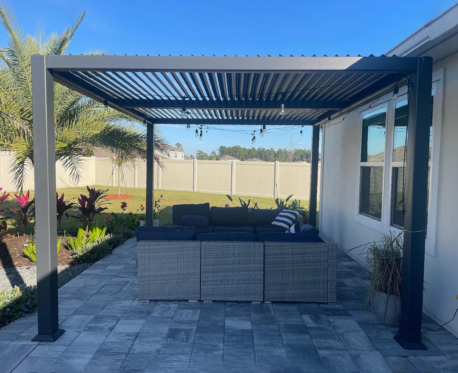 PURPLE LEAF Louvered Pergola 10' x 12' Aluminum Outdoor Pergola with Adjustable Louvers Roof and Integrated Drainage System 70 Mph High Wind Resistant Small Pergolas for Patio Deck Porch Yard